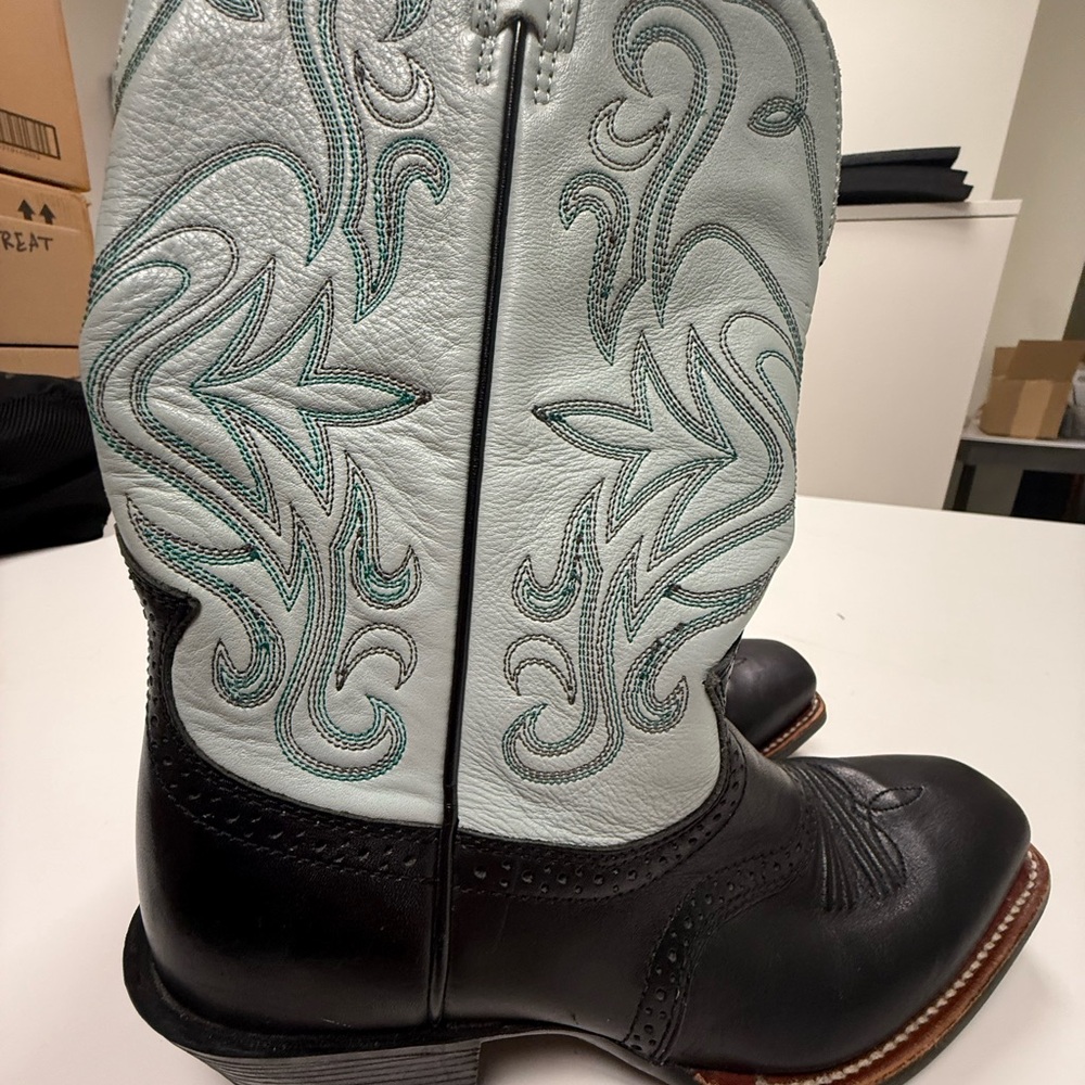Ariat Black and Baby Blue Cowboy Boots